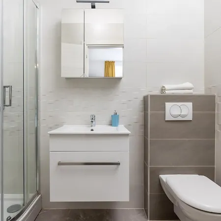Apartament Fran's