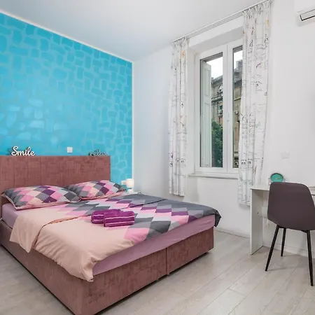 Apartament Fran's *