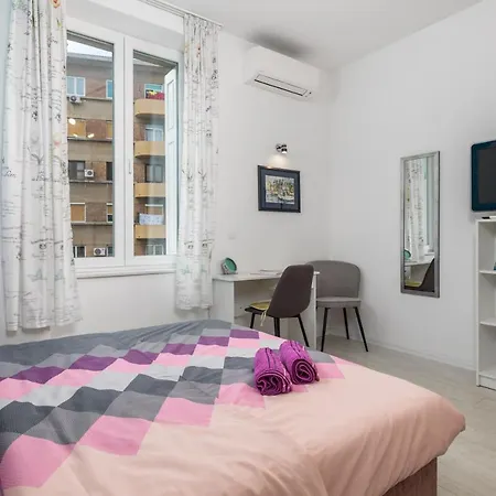 Apartament Fran's
